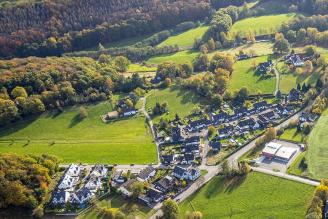 Ruhiges Naturparadies Fuer 4 Mit Kueche Schreibtisch Und Boxbett Wetter  Zewnętrze zdjęcie
